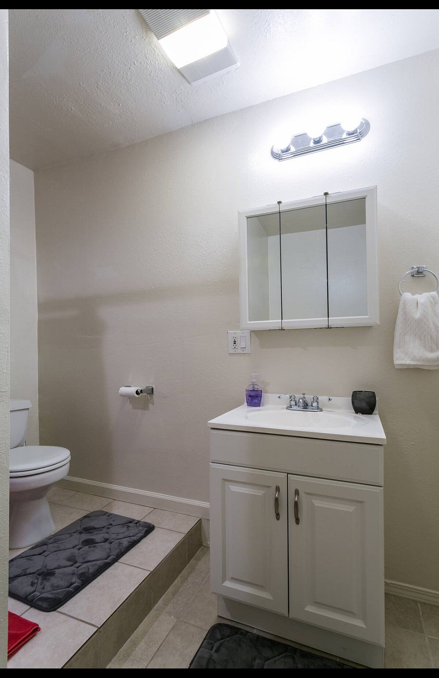 Furnished Finder property 896552_1 photo 8