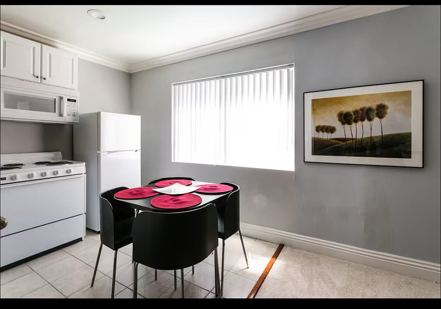 Furnished Finder property 896552_1 photo 9