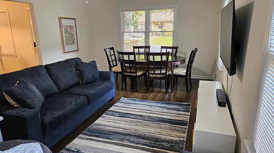 Furnished Finder property 896580_1 photo 3