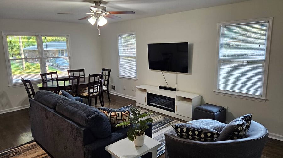 Furnished Finder property 896580_1 photo 4