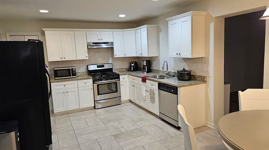 Furnished Finder property 896580_1 photo 9