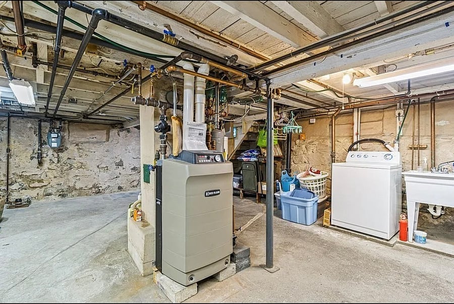 Washer/Dryer in Basement