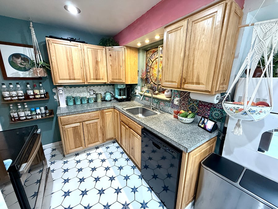 Furnished Finder property 896605_1 photo 13