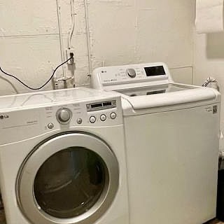 Accessible washer and dryer