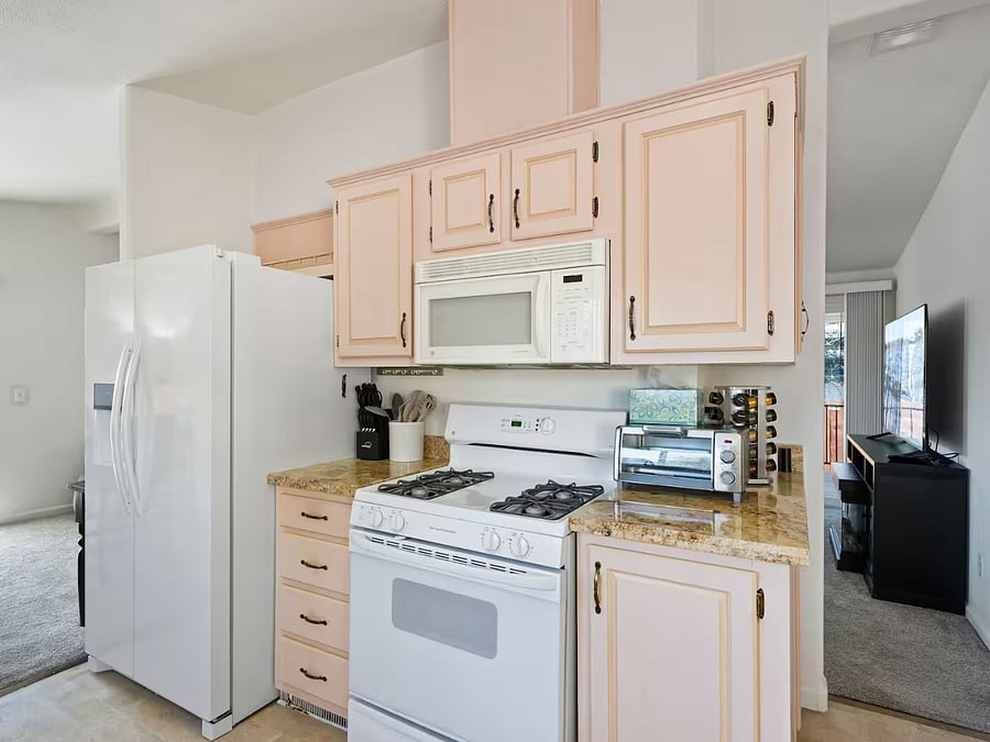 Furnished Finder property 896614_1 photo 6