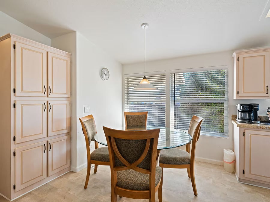 Furnished Finder property 896614_1 photo 8