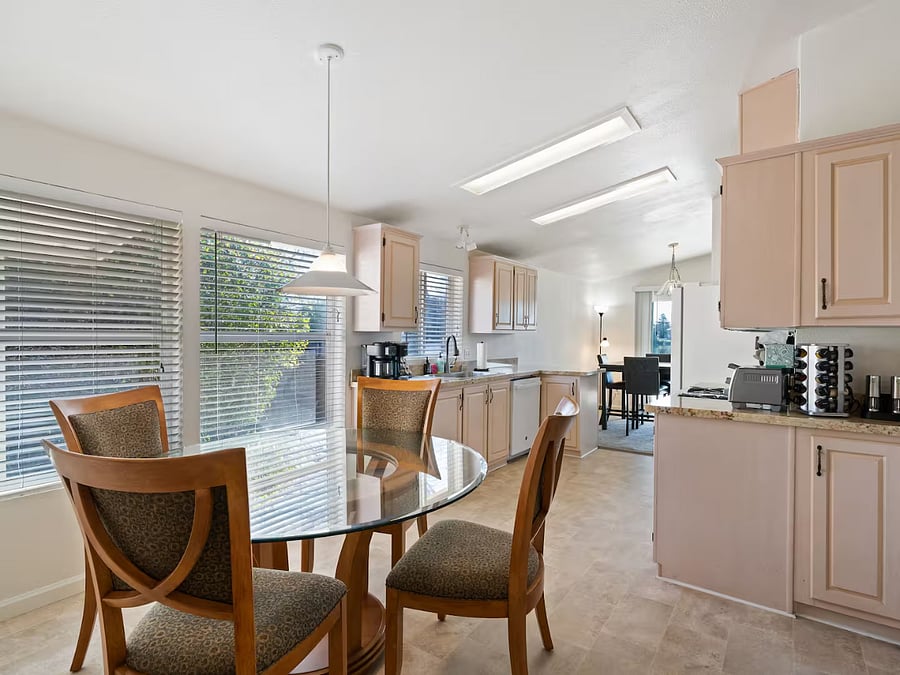 Furnished Finder property 896614_1 photo 10