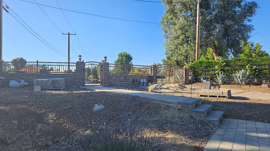 Pedestrian Walkway and Vehicle Gate