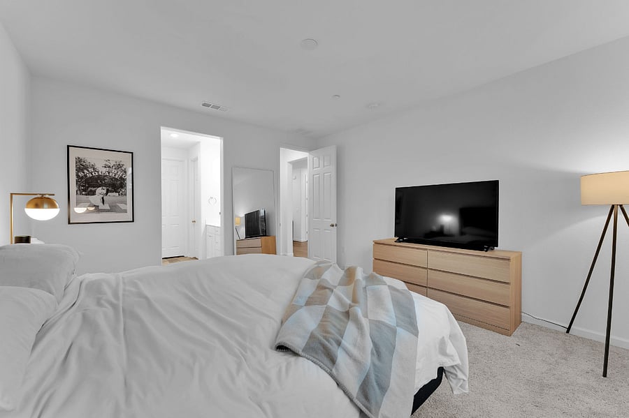 Furnished Finder property 896652_1 photo 4