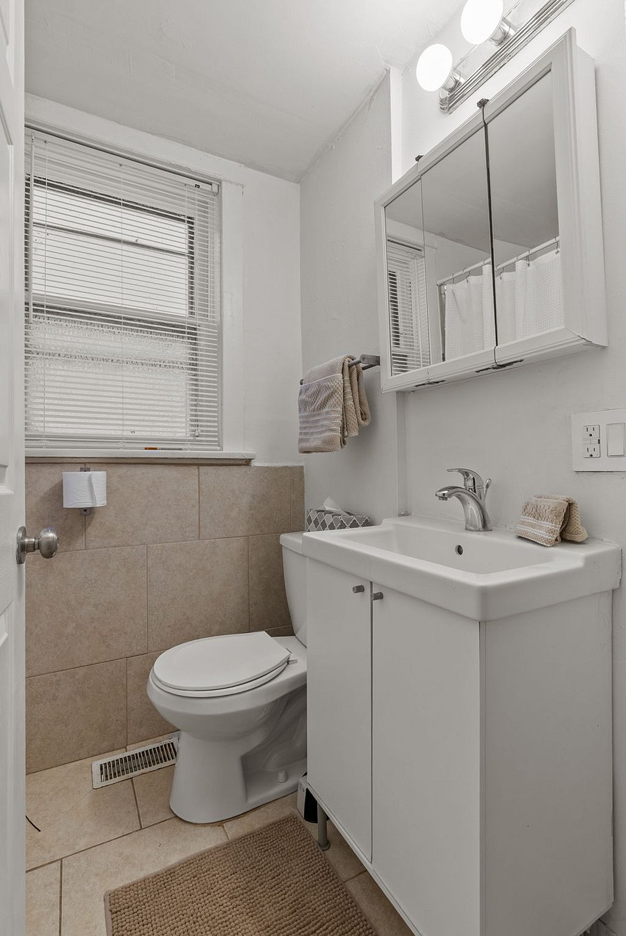 Furnished Finder property 896678_1 photo 20