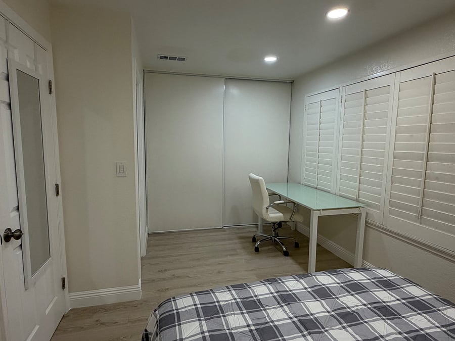 Furnished Finder property 896706_3 photo 4