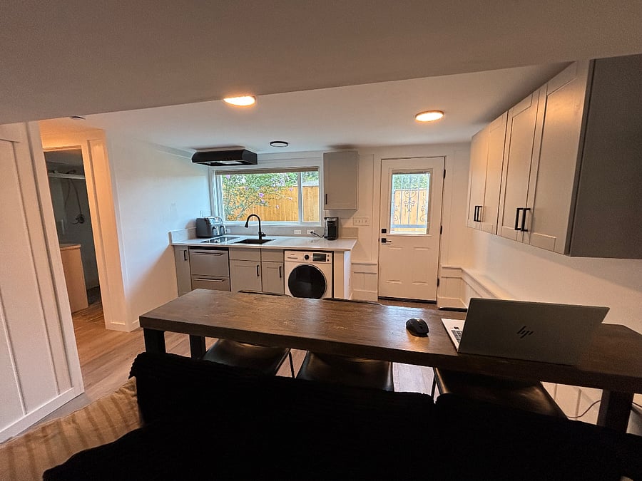 Furnished Finder property 896708_1 photo 3