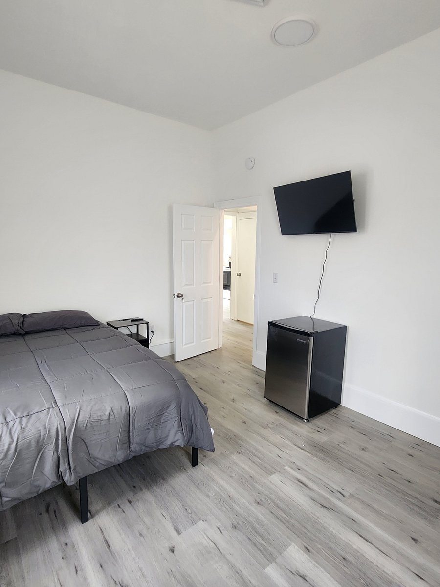 Furnished Finder property 896715_1 photo 12