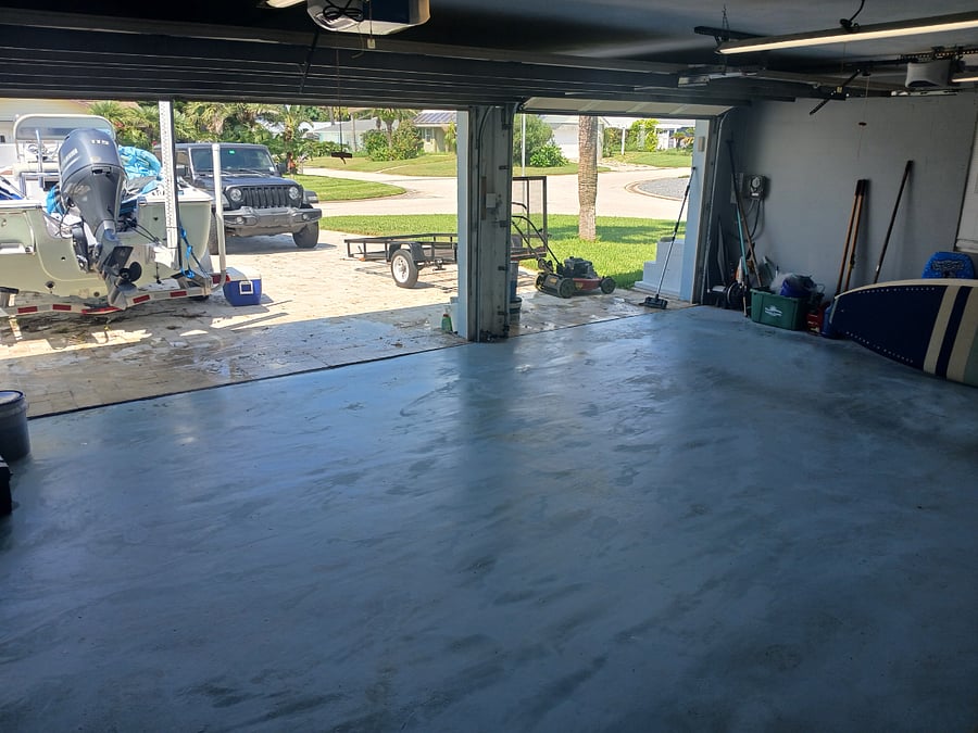 3 car garage