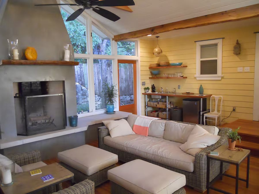 Screened porch.