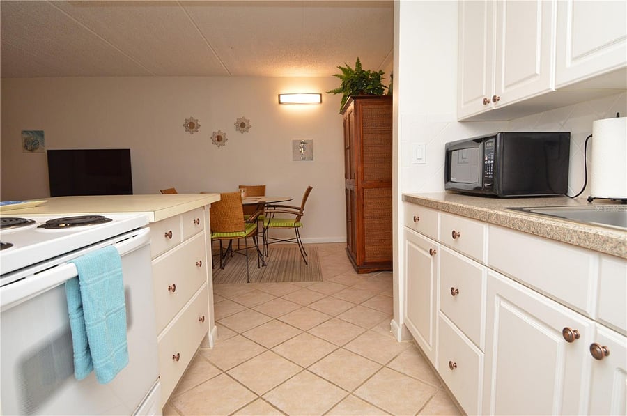 Furnished Finder property 896775_2 photo 10