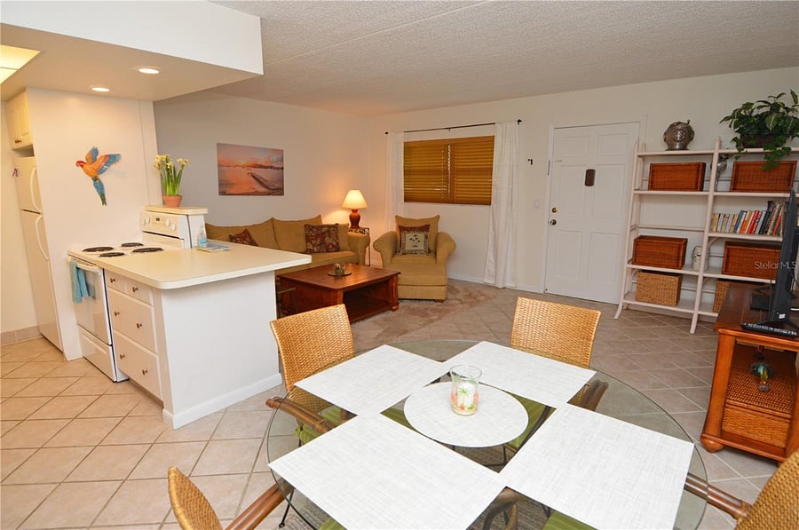 Furnished Finder property 896775_2 photo 14
