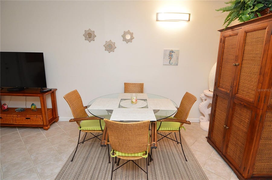Furnished Finder property 896775_2 photo 11