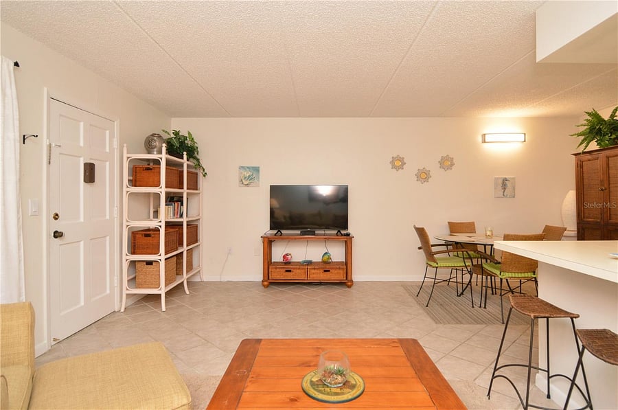 Furnished Finder property 896775_2 photo 20