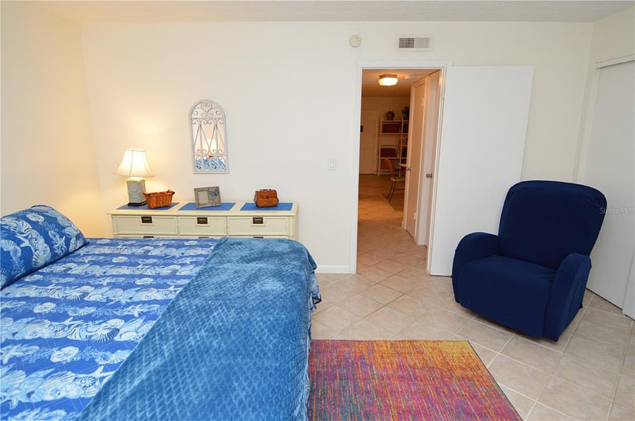Furnished Finder property 896775_2 photo 35