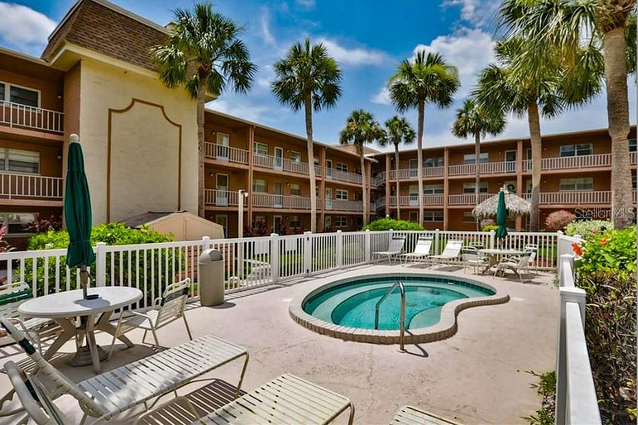 Furnished Finder property 896775_2 photo 37