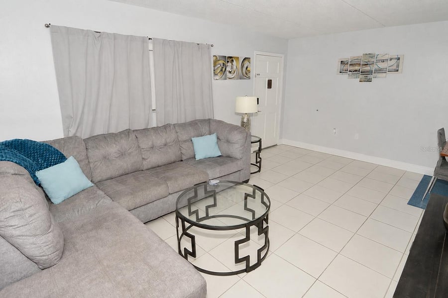 Furnished Finder property 896775_3 photo 16