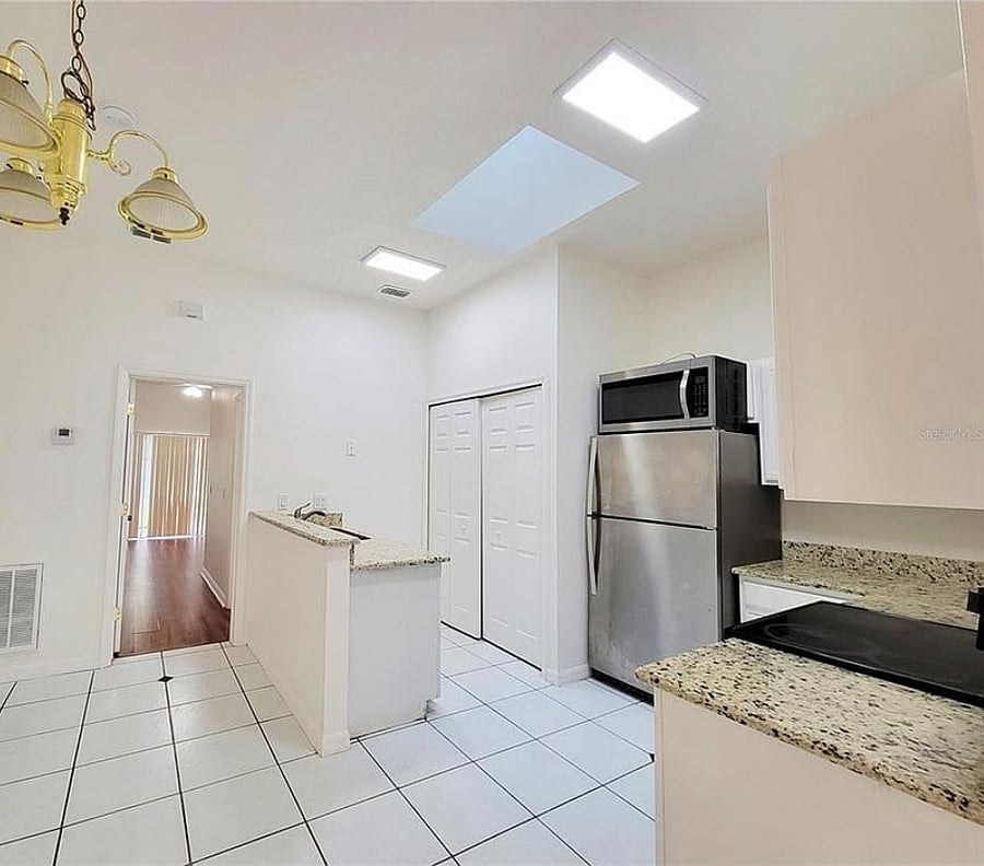 Furnished Finder property 896776_1 photo 5