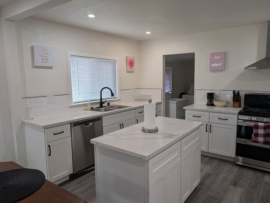 Furnished Finder property 896780_1 photo 9