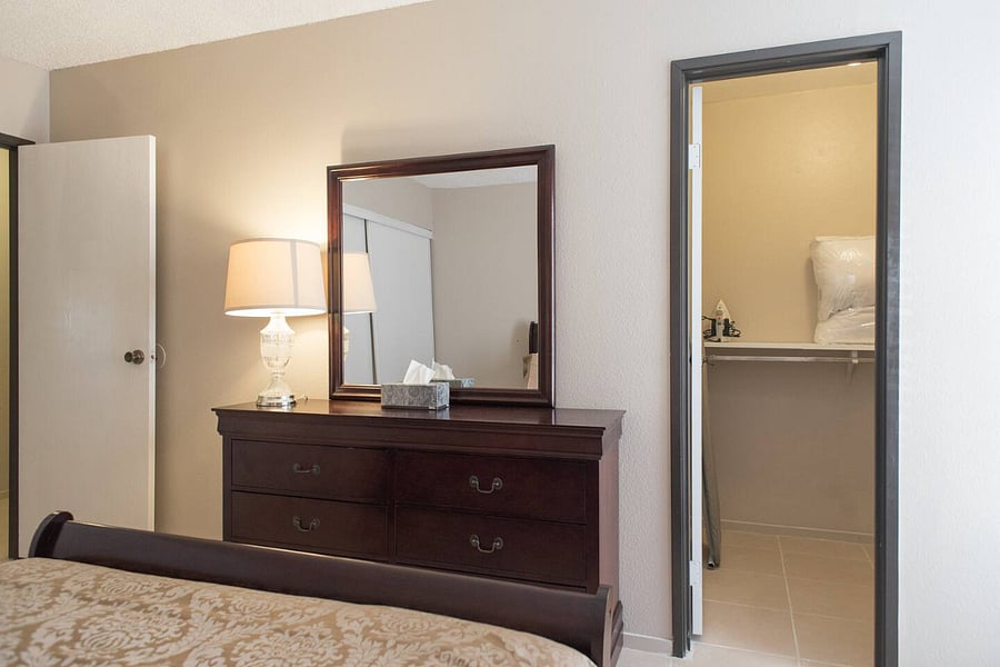Furnished Finder property 896803_1 photo 11