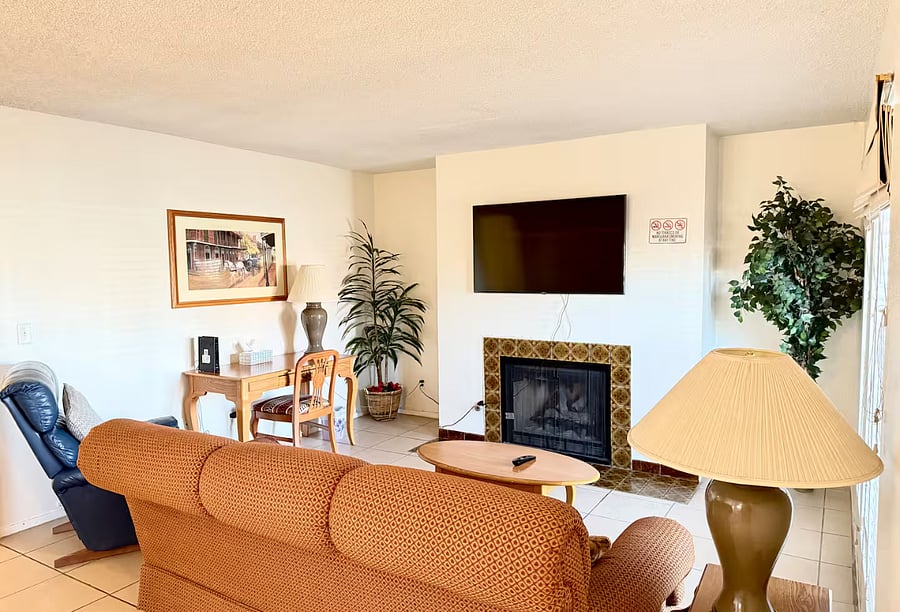 Furnished Finder property 896803_2 photo 17