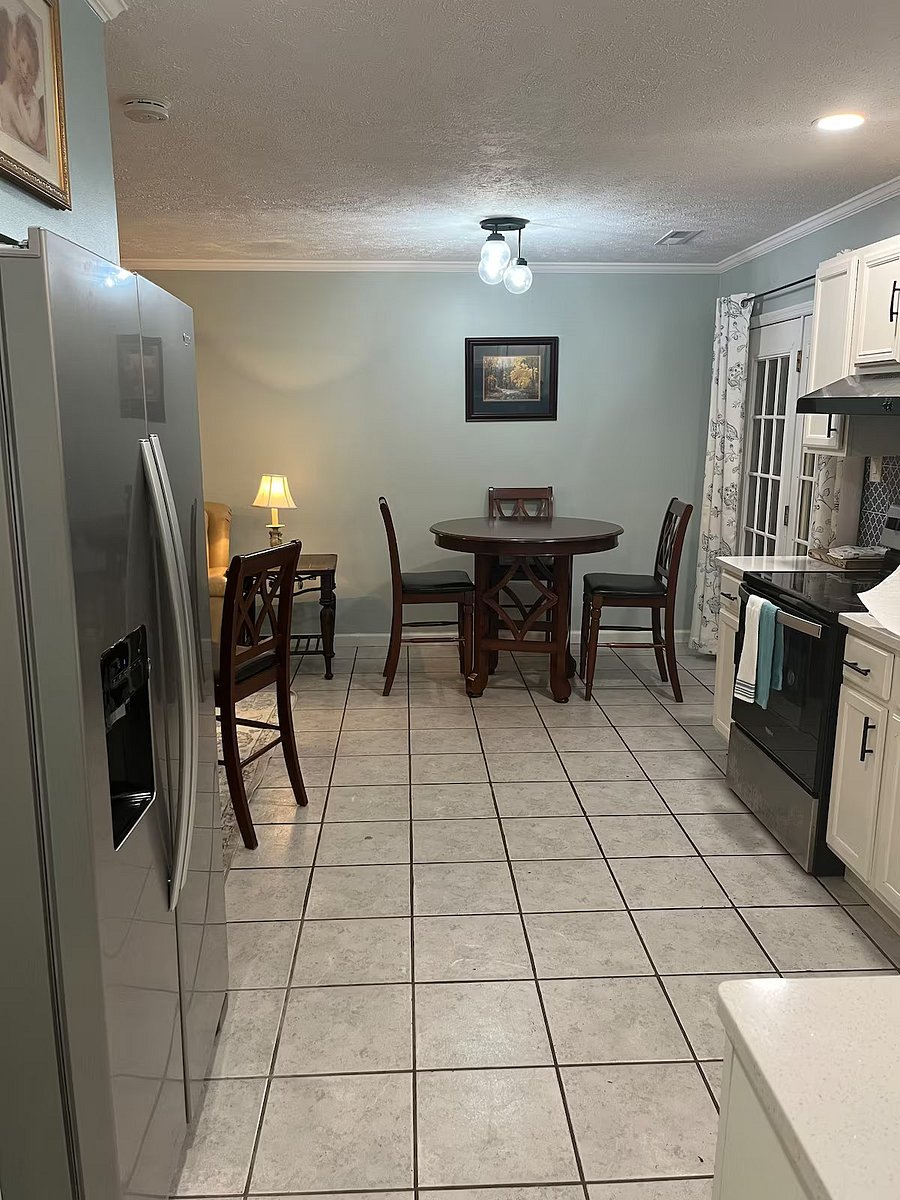 Furnished Finder property 896806_1 photo 4