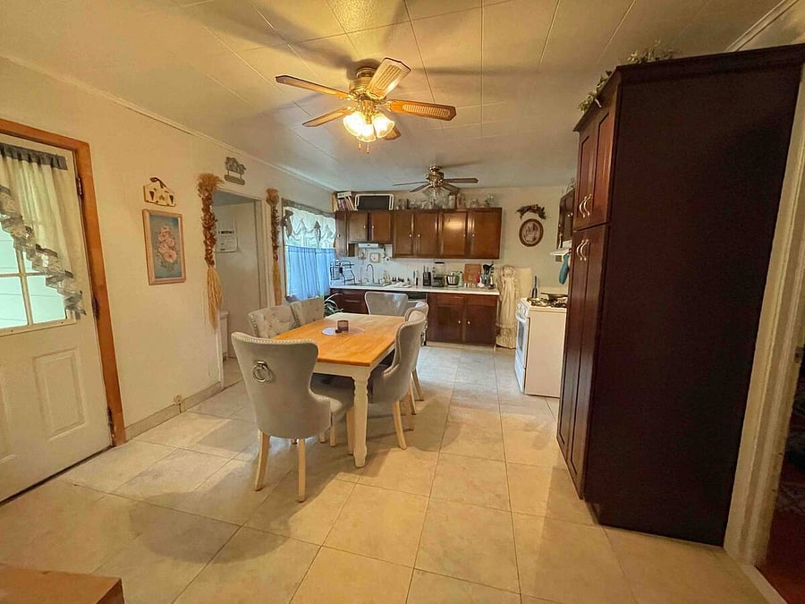 Furnished Finder property 896808_1 photo 3