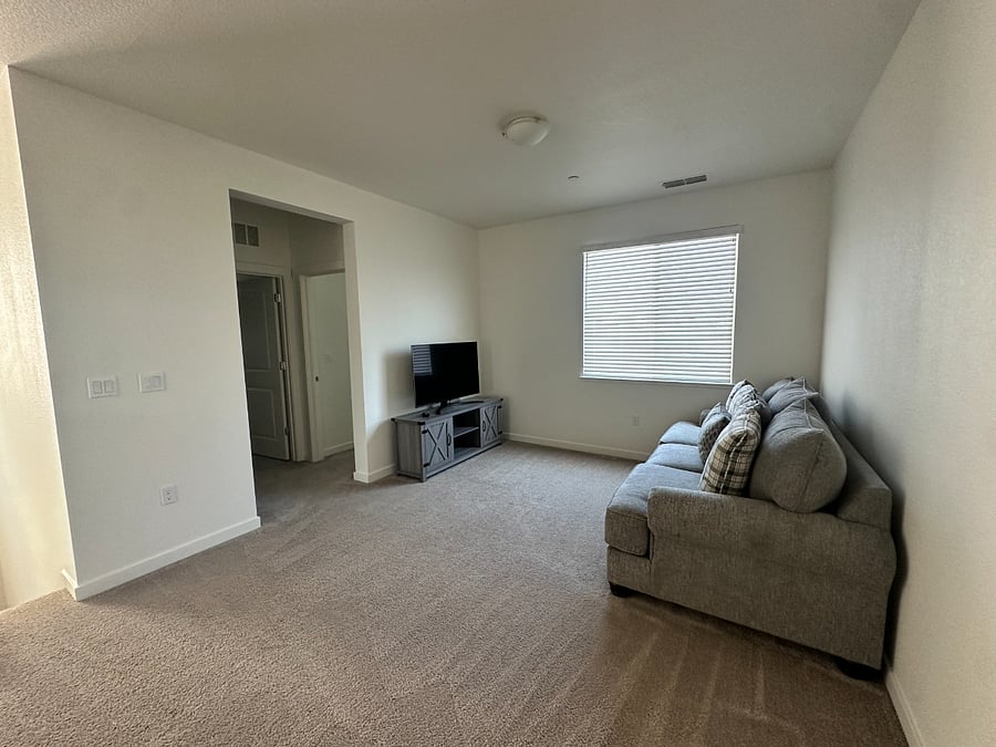 Furnished Finder property 896811_1 photo 3