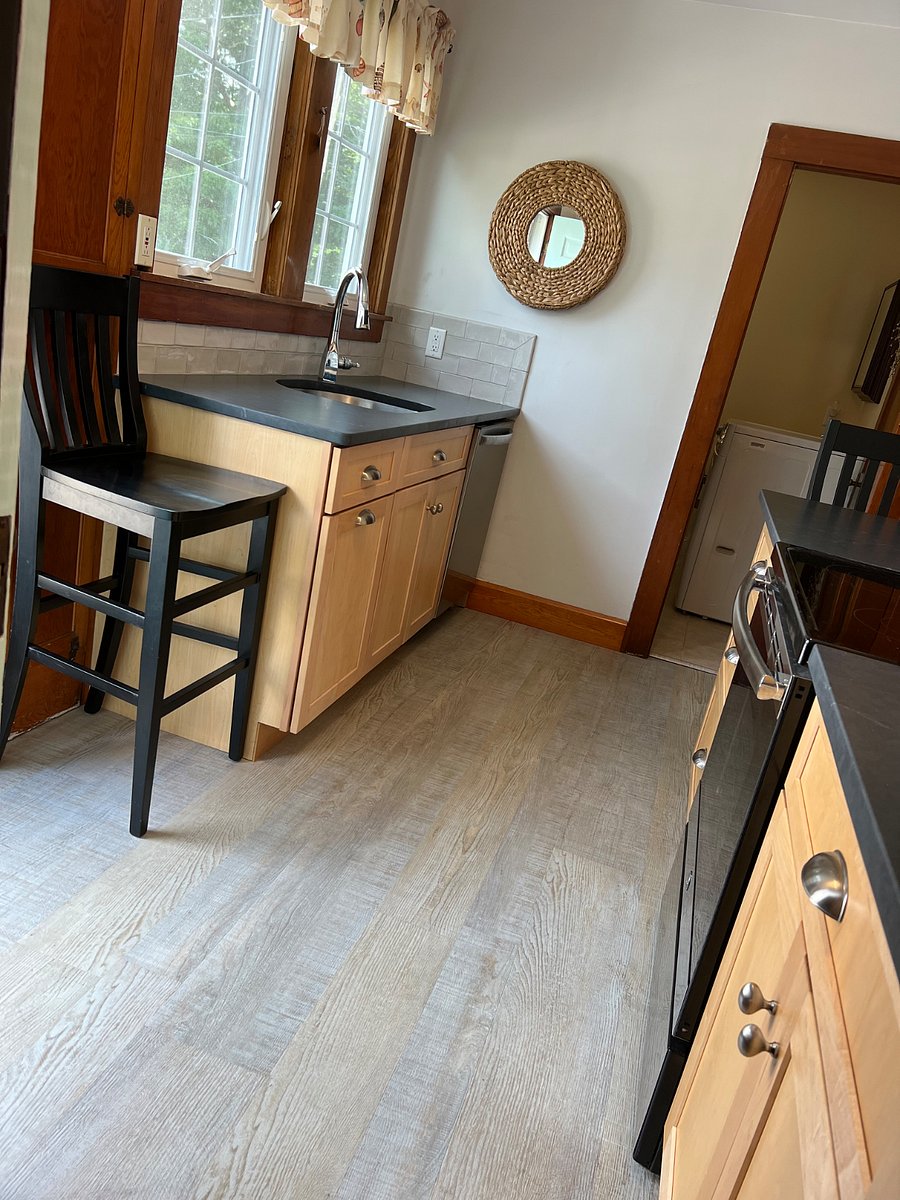 Furnished Finder property 896817_1 photo 9