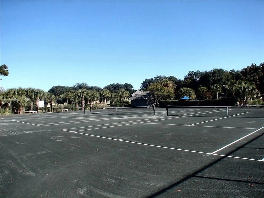 Inverness community 3 tennis courts. A short 1-block walk.