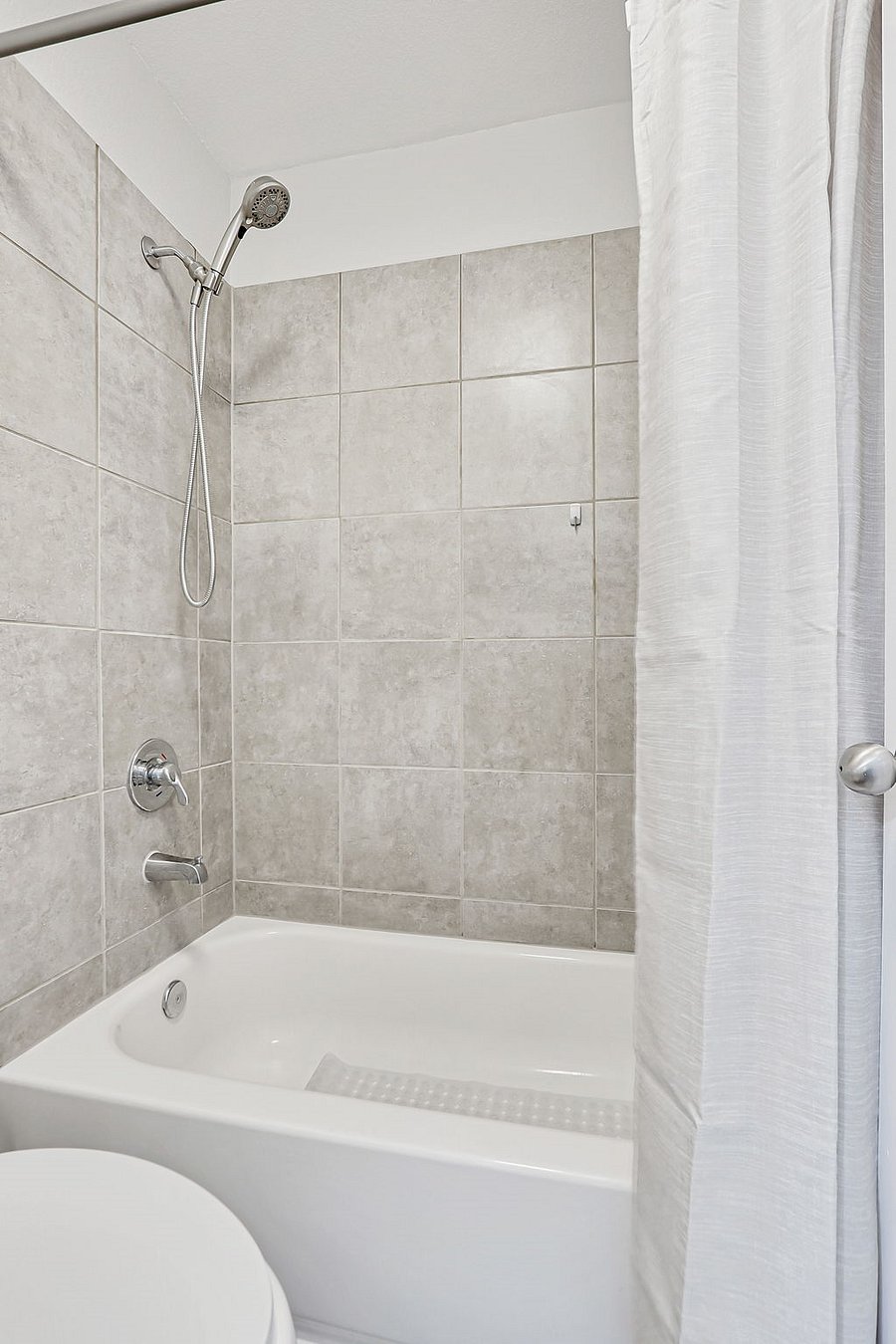 Furnished Finder property 896847_1 photo 16