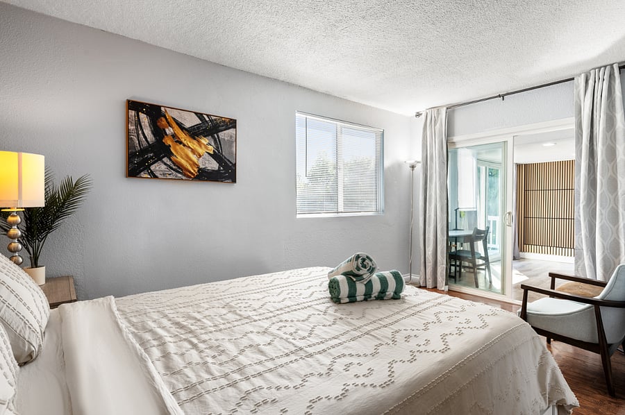 Furnished Finder property 896854_1 photo 15