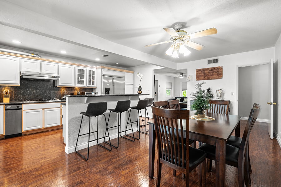Furnished Finder property 896854_1 photo 25