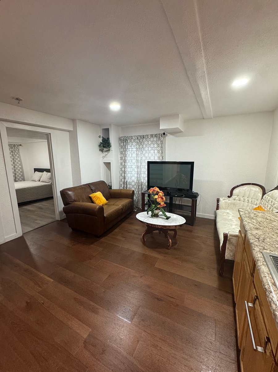 Furnished Finder property 896877_1 photo 4