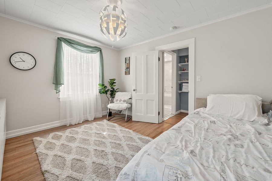2nd bedroom with twin day bed and has pull out twin bed under.
