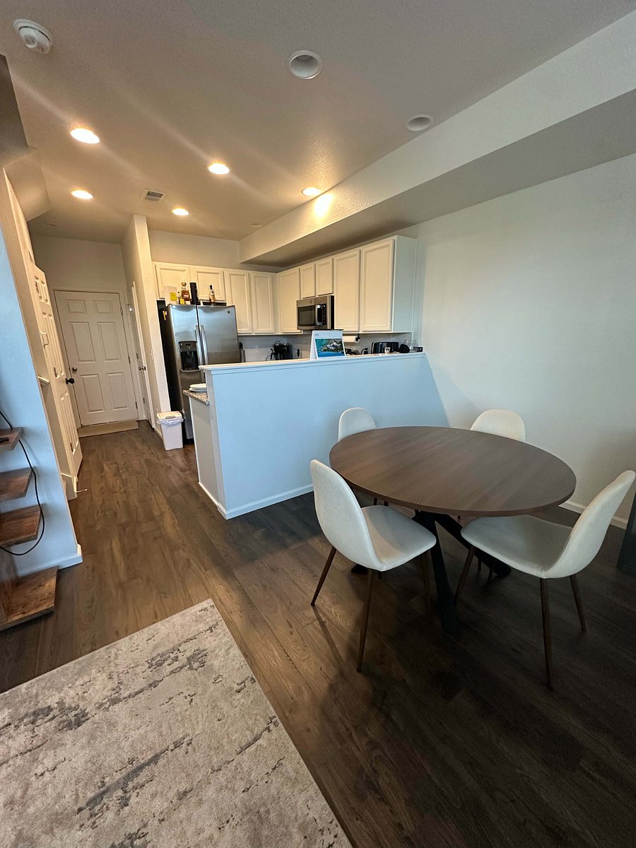 Furnished Finder property 896918_1 photo 3