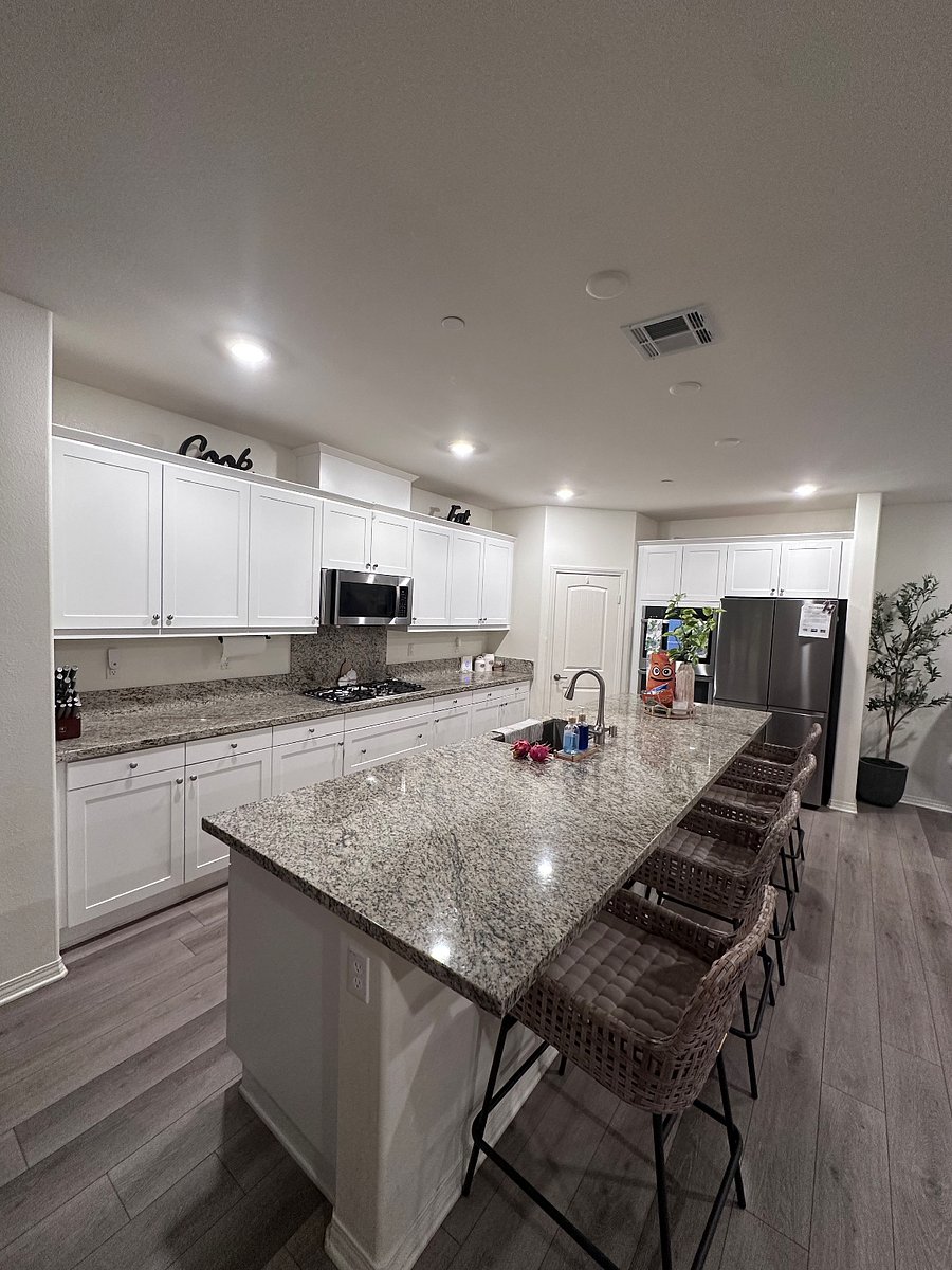 Furnished Finder property 896937_1 photo 10