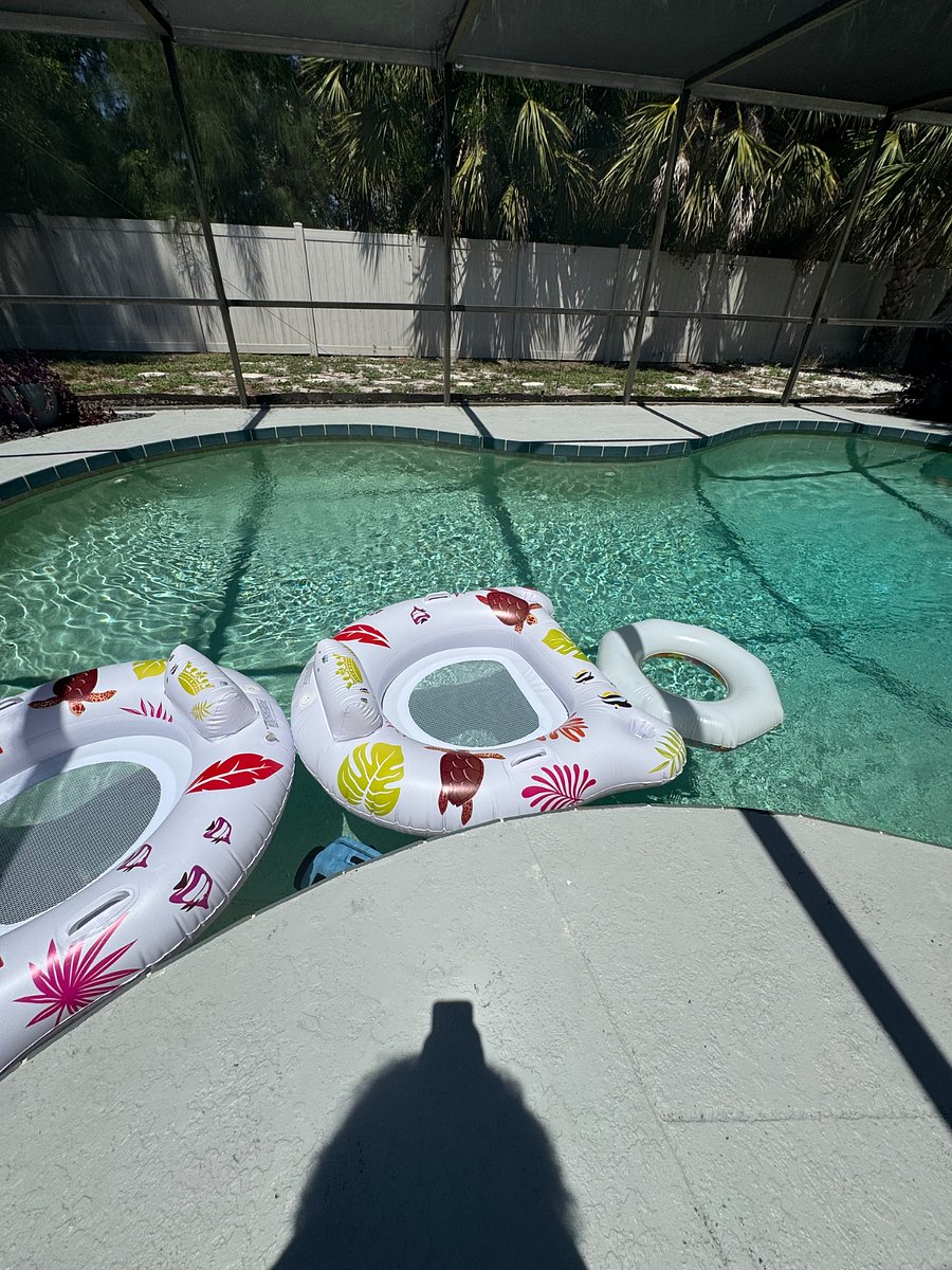 Furnished Finder property 896982_1 photo 3