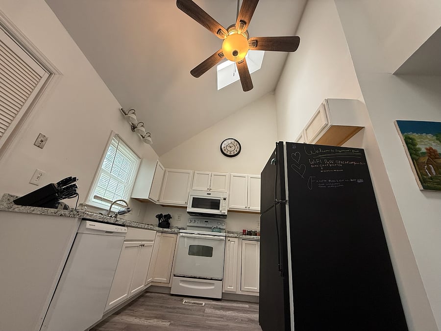 Furnished Finder property 896987_1 photo 8