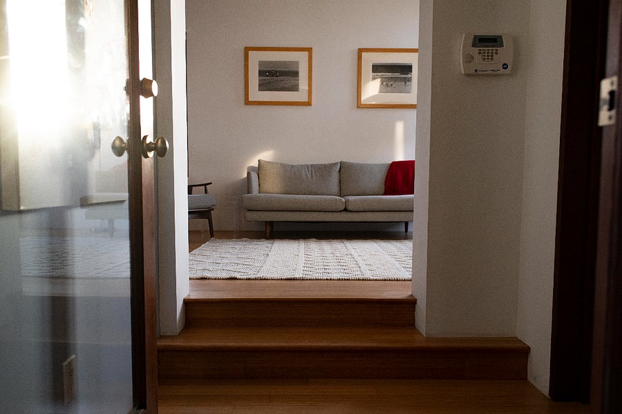 Small foyer at entrance.