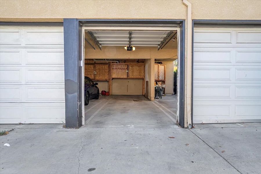 Tandem Parking for 2 cars