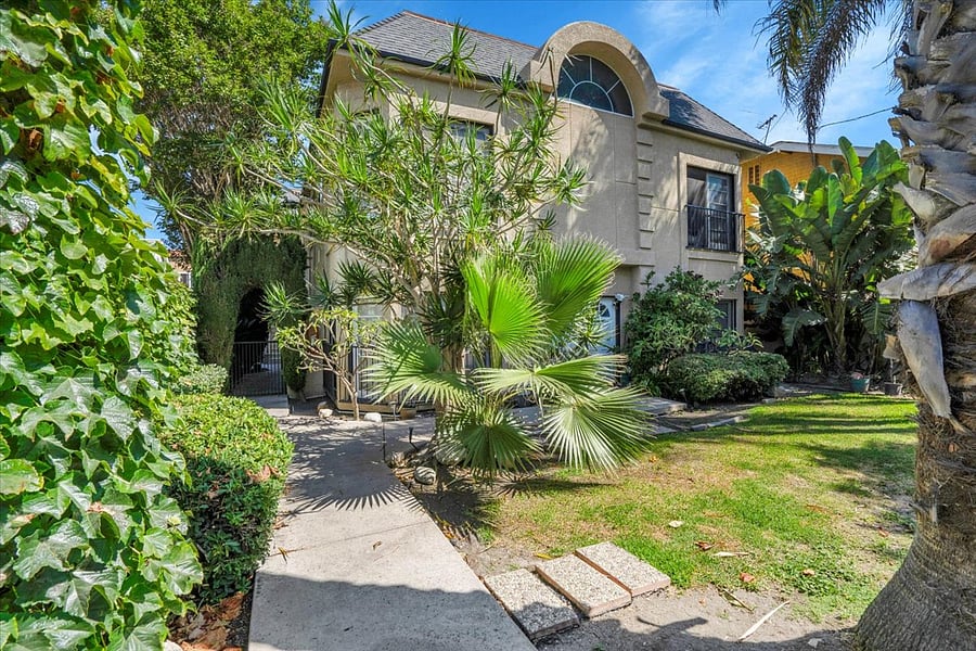 Welcome to your coastal home away from home