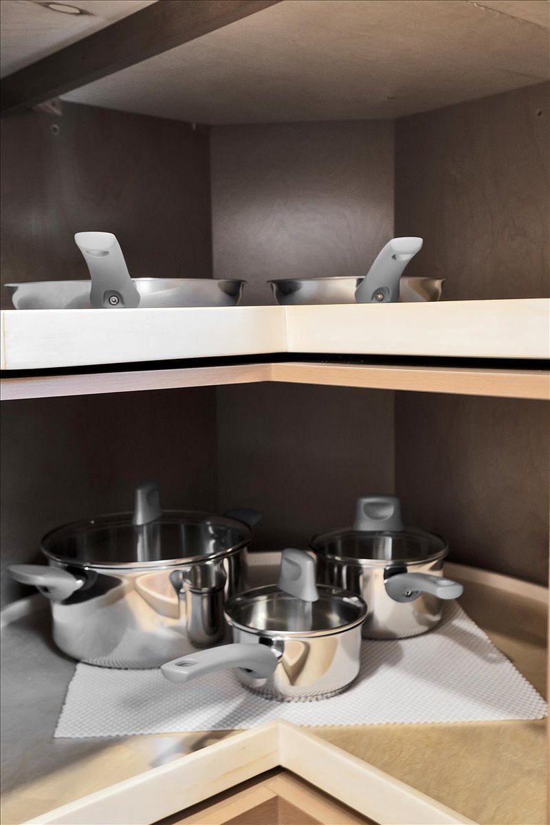 Fully stocked kitchen with cooking-wares
