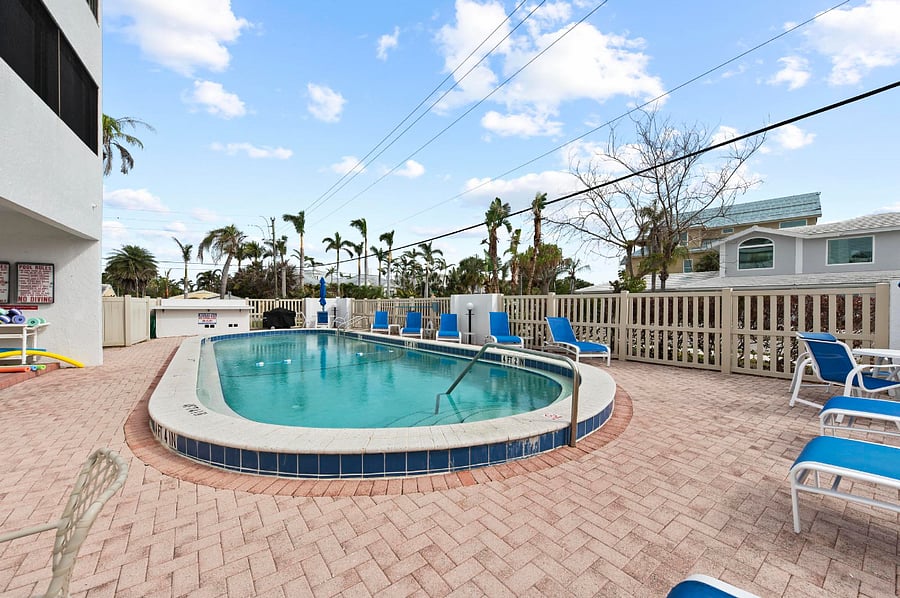 Furnished Finder property 897098_1 photo 18