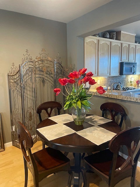 Furnished Finder property 897118_1 photo 4